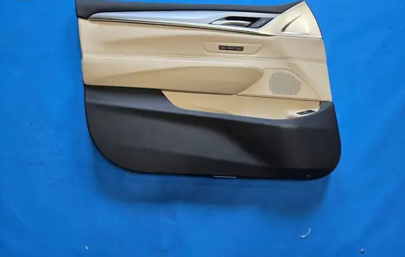 BMW 6 G32 Gran Turismo Front door card panel trim