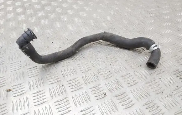 Chrysler 300 - 300C Engine coolant pipe/hose