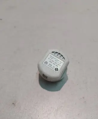 Volkswagen PASSAT B5 Interior temperature sensor A2118300572 2941000522