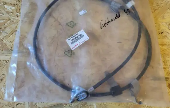 Toyota Verso Handbrake/parking brake wiring cable 464300F020ranzez