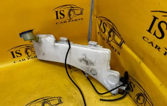 Citroen DS7 Crossback Windshield washer fluid reservoir/tank 9830836980 9810820080