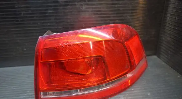 Volkswagen PASSAT B7 Rear/tail lights 3AF945096C