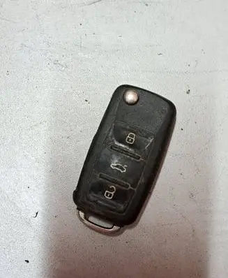 Volkswagen Golf VI Ignition key/card 5K0837202Q 5K0837202C