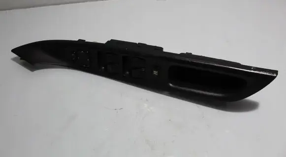 Mazda 6 Electric window control switch