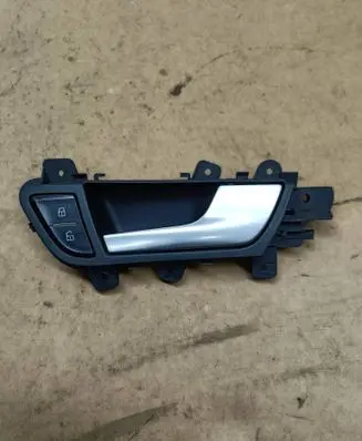 Audi A4 S4 B8 8K Front door interior handle 8K0837020