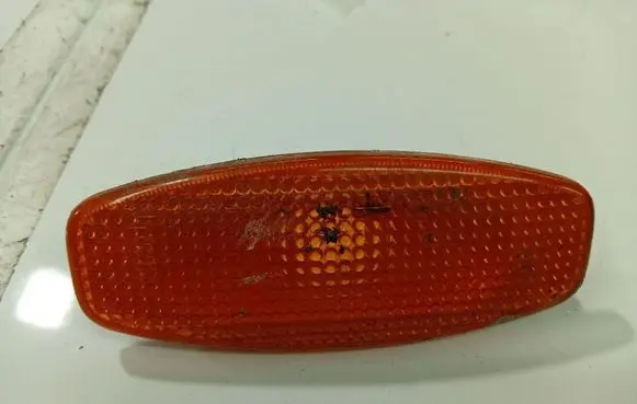 Hyundai Santa Fe Front fender indicator light 