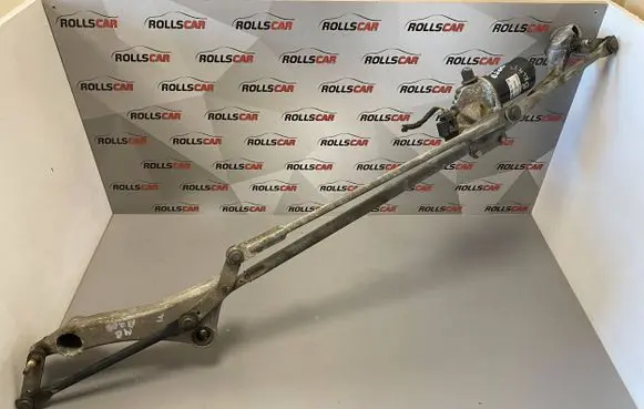 Front wiper linkage and motor