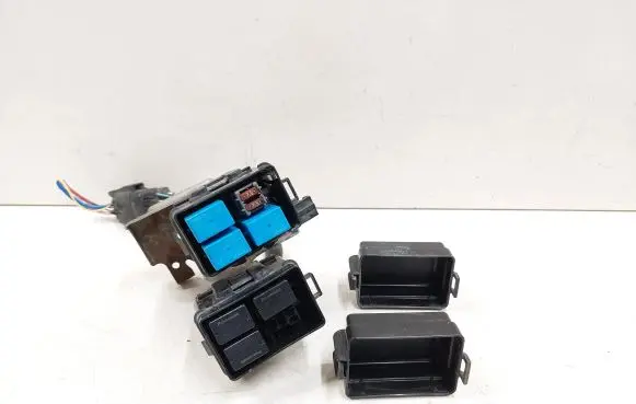 Peugeot iOn Relay mounting block 8565A162 8627A030 0000N842