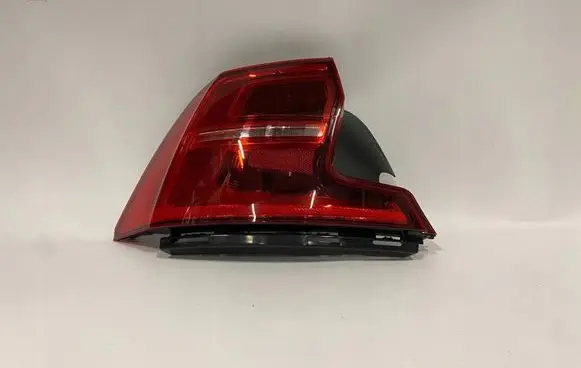 Volvo S90, V90 Rear/tail lights 31698712 90161046E