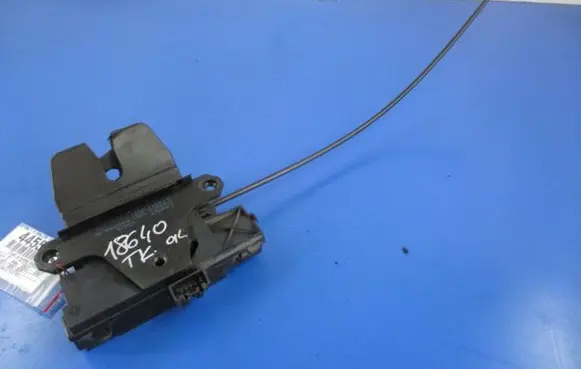Ford Focus C-MAX Tailgate/trunk/boot lock/catch/latch 3M51-R442A66-AK