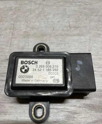 BMW 5 E39 ESP acceleration yaw rate sensor 1165292 3452110203 0003988
