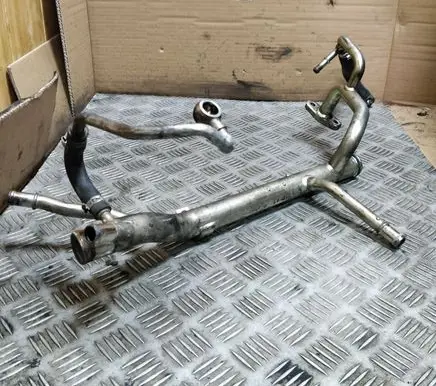 Volvo XC90 Engine coolant pipe/hose