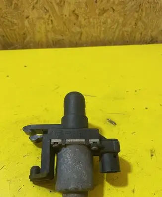Coolant heater control valve