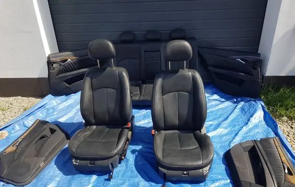 Mercedes-Benz E W211 Seat and door cards trim set FOTELR211