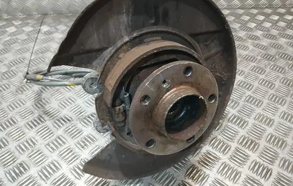 BMW X5 E53 Rear wheel hub spindle/knuckle 