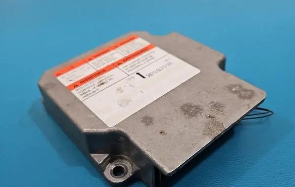 Suzuki Swift I Airbag control unit/module 3891062J12000 IMPRK1566427