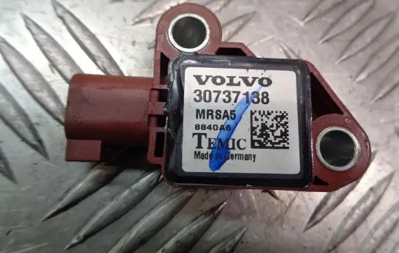 Volvo V50 Airbag deployment crash/impact sensor 30737138