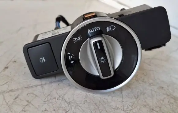 Mercedes-Benz GLA W156 Light switch A2129050551 10091531 2744