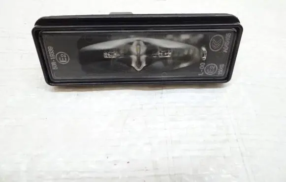 Citroen C5 X Number plate light YL01914180