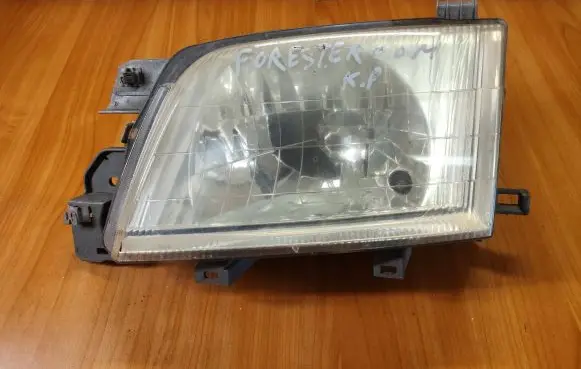 Subaru Forester SF Headlight/headlamp