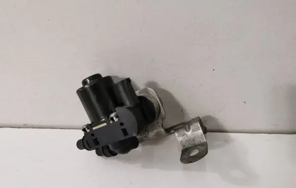 Coolant heater control valve
