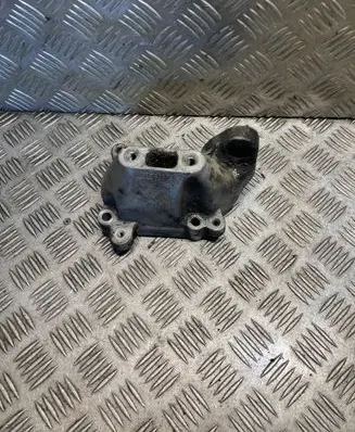 Chrysler 300 - 300C Engine mounting bracket 04578182AA