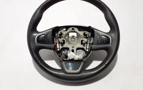 Renault Clio IV Steering wheel 484005241R