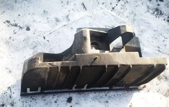Volvo S60 Rear bumper mounting bracket 08693389