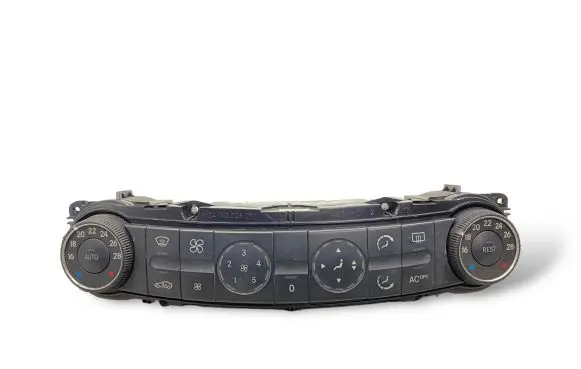 Mercedes-Benz E W211 Climate control unit 2118300385