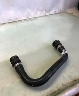 BMW X2 U10 Engine coolant pipe/hose 859701602