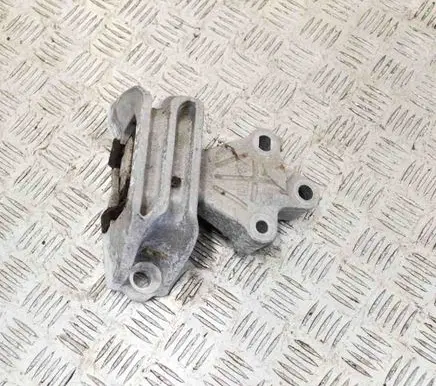 Renault Zoe Engine mount bracket 112846543R 112109044R