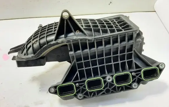 Volkswagen Golf VI Intake manifold 03C145749B 03C129711AD