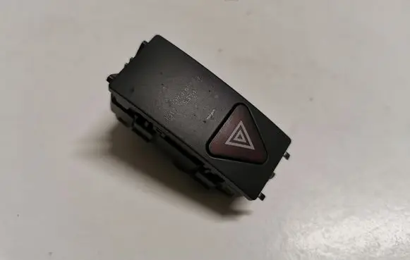 Mercedes-Benz E W212 Hazard light switch A2129052600