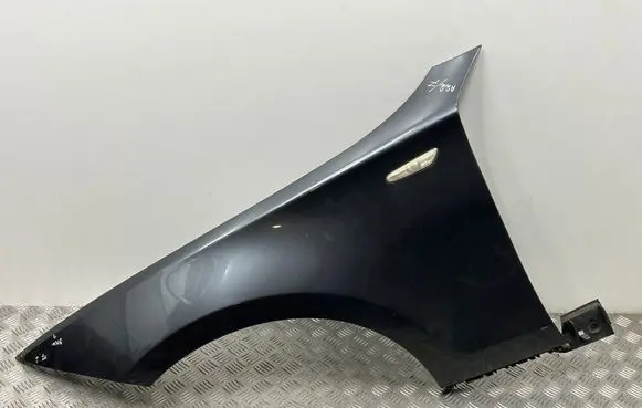 BMW 1 E81 E87 Fender