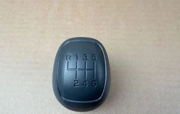 Hyundai i30 Gear lever shifter trim leather/knob 43711F2100