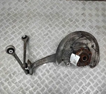 Audi A4 S4 B9 8W Front wheel hub 8W0407560 8W0407242F