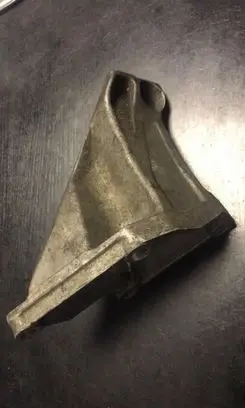 BMW 7 E65 E66 Engine mounting bracket 6754615