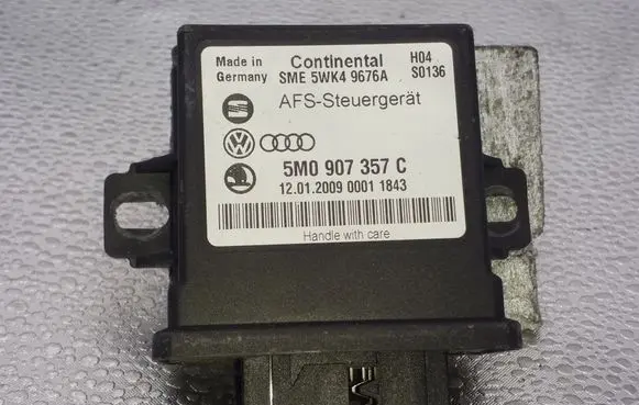 Volkswagen PASSAT CC Light module LCM 5M0907357C 5WK49676A
