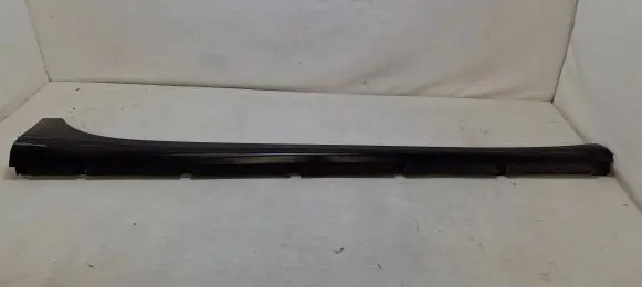 Maserati Ghibli Foot area side trim 670010791