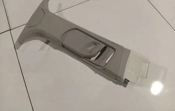 Opel Vectra C (B) pillar trim (top)