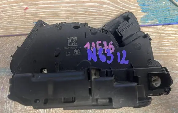 Skoda Fabia Mk3 (NJ) Front door lock 5TB837015A