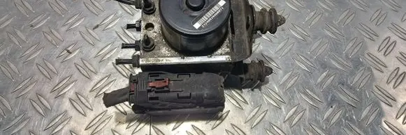 Skoda Octavia Mk2 (1Z) ABS Pump 1K0907379P 10097003153 00009496E5