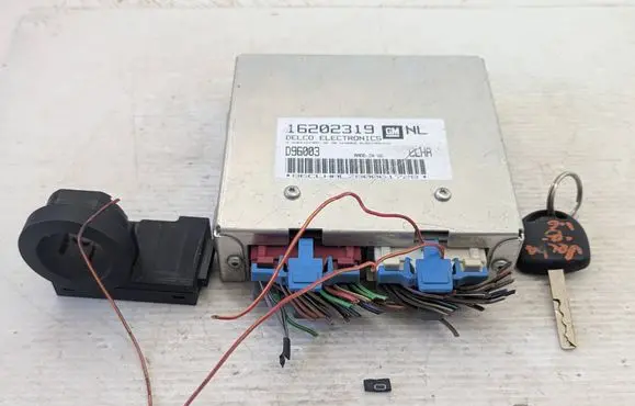 Opel Vectra B Engine control unit/module 16202319 D96003 90532624