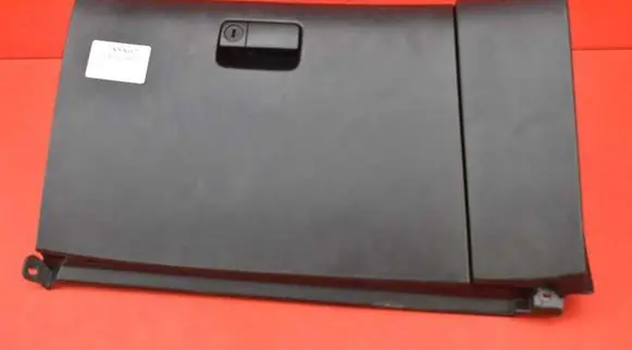 Nissan Maxima Glove box