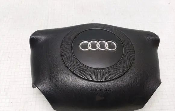 Audi A4 S4 B5 8D Steering wheel airbag