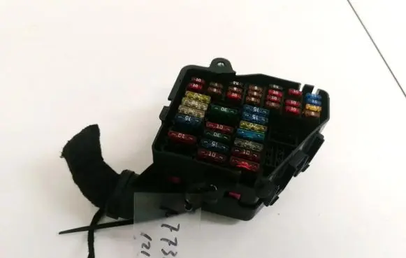 Volkswagen Golf IV Fuse box set