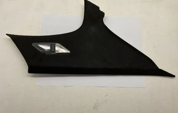 BMW 3 E46 (C) pillar trim 8222345