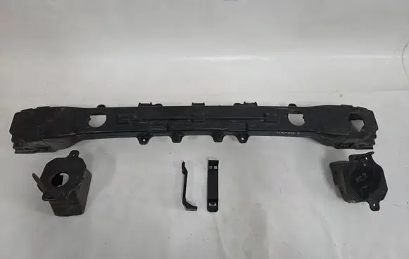 Hyundai i30 Rear bumper support beam 86631G4AA0