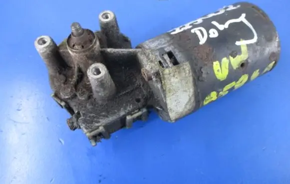 Volkswagen Caddy Front wiper linkage and motor 9390332376