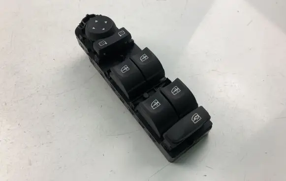 Renault Laguna III Electric window control switch E30169